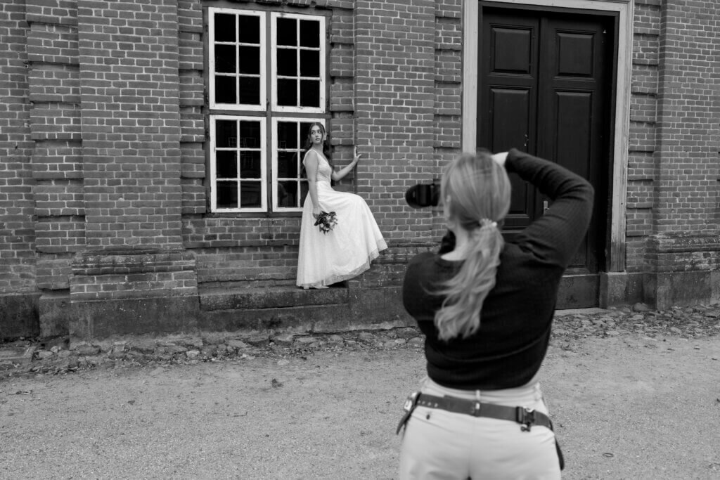Hochzeitsfotografin bei der Arbeit – Momentaufnahme
